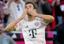 Bayern vence Gladbach por 2 a 0 e se despede de Müller