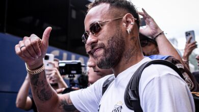 Ex-Vasco critica Neymar: “Não chega aos meus pés”
