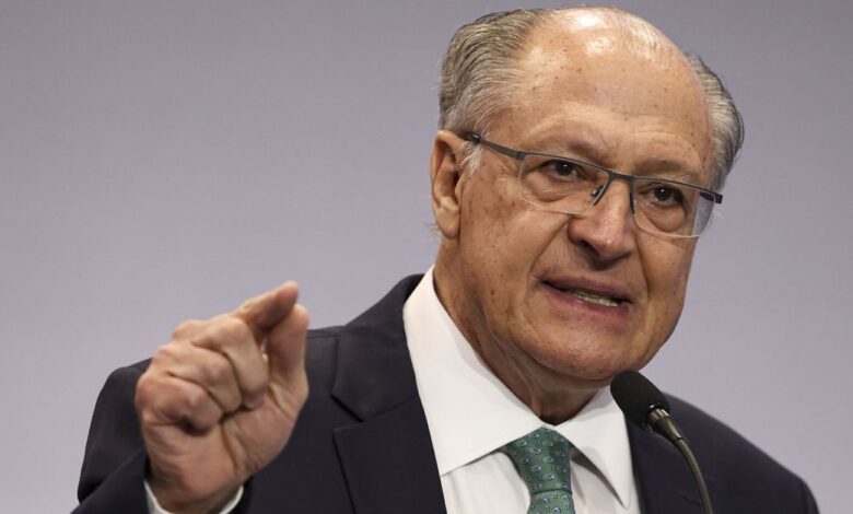 Alckmin reforça exclusão de energia e alimentos na Selic e impacta inflação