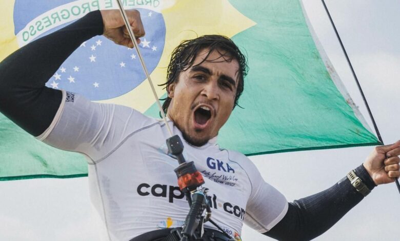 Brasileiro conquista título no Mundial de Kitesurf