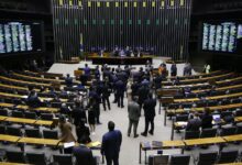Câmara discute projeto que altera número de deputados no Congresso