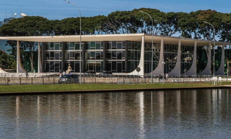 STF ouve testemunhas na ação contra Bolsonaro pelo golpe