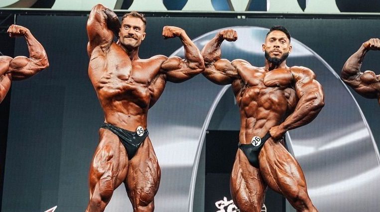 Ramon Dino e Cbum buscam vitória no Pittsburgh Pro hoje