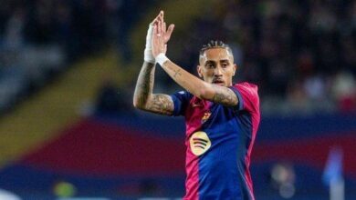 Raphinha complica disputa pela Bola de Ouro após derrota na Champions