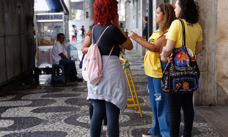MEC libera R$ 200 para estudantes nascidos em maio e junho