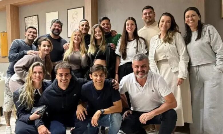 Atlético faz recepção especial a Dudu após clássico