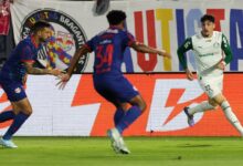 Palmeiras vira jogo e mantém liderança no Brasileirão