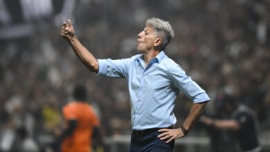 Fluminense sofre derrota e Renato Gaúcho pede malandragem