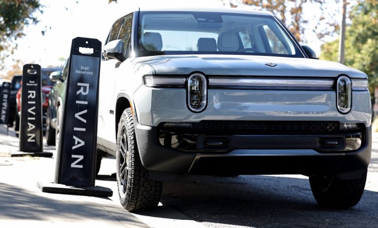 Rivian acumula estoque de baterias tarifárias para EVs