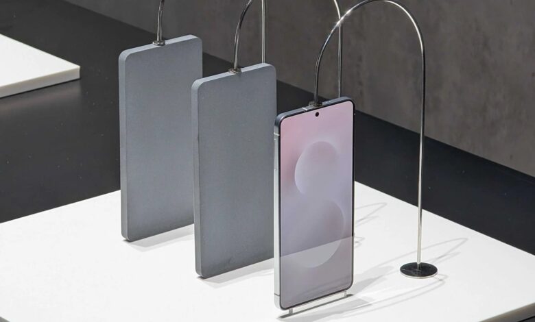 Samsung lança Galaxy S25 Edge que corta bolo por R$ 5.500