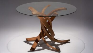 Sakura Table projeta sombras em formato de pétalas com LED