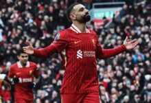 Mohamed Salah elege melhor canhoto em vitória histórica