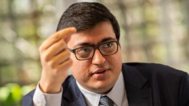 Governo ajusta arrecadação e mercado revisa projeções de PIB