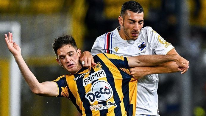 Ex-finalista da Champions relega-se à terceira divisão