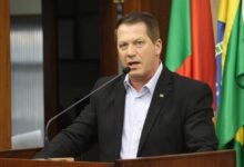 Vereador gaúcho é condenado a pagar R$ 100 mil por fala contra baianos em ação judicial política