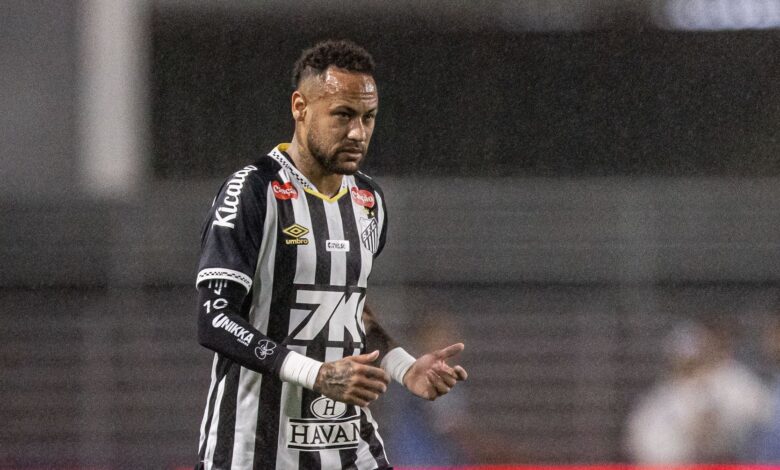Neymar critica diretoria e jogadores do Santos após derrota