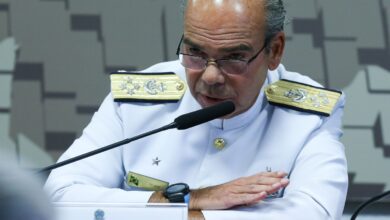 Comandante da Marinha depõe em ação do STF sobre golpe