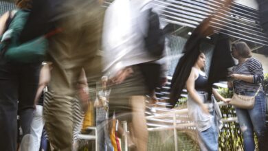 Cursinhos populares oferecem bolsa de R$ 200 para educação