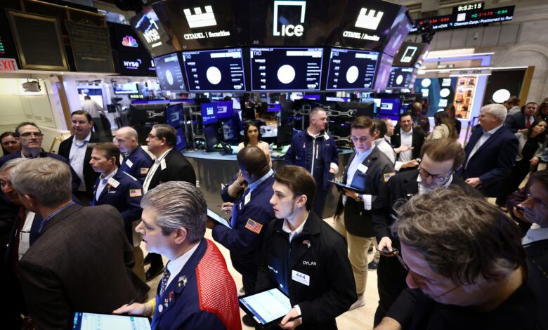 Bolsas de NY caem pelo 2º dia com mercado à espera do Fed