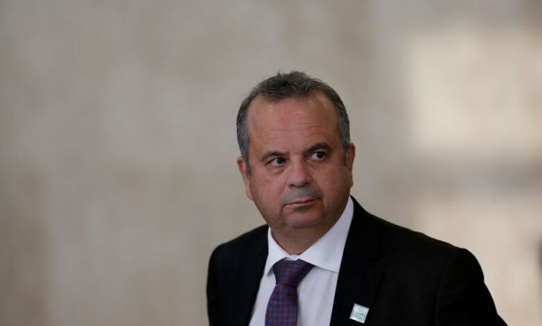 Senador solicita ao MPF investigação sobre exclusão pela AGU em ação política