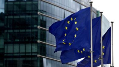 UE espera esclarecimentos dos EUA sobre tarifa de 50%
