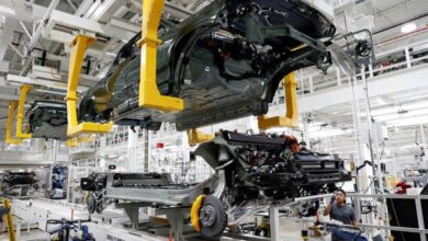 Produção manufatureira dos EUA cai com pressão do mercado automotivo
