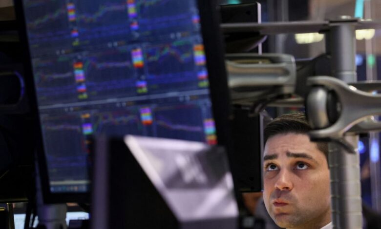Investidores adotam cautela diante de tensão no mercado