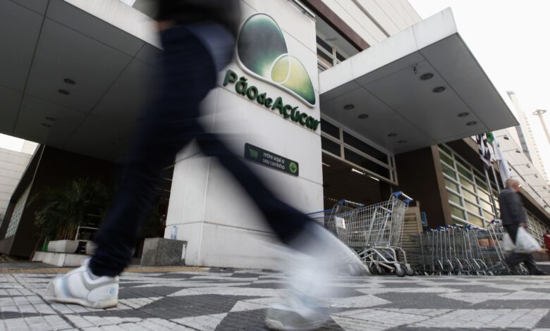 GPA reduz prejuízo em 77% no 1º tri e impacta mercado
