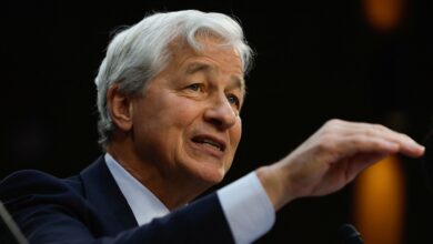 CEO do JPMorgan alerta sobre estagnação e inflação alta