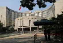Presidente do BC da China pede união asiática contra tarifas para proteger investimento