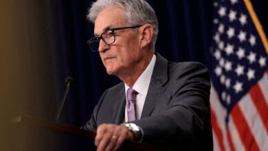 Fed reavalia estratégia sobre inflação e emprego