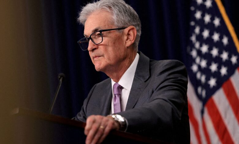 Fed reavalia estratégia sobre inflação e emprego