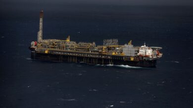 Petróleo cai pressionado por incertezas e afeta mercado
