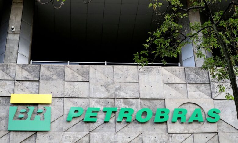 Petrobras mantém investimentos e impacta mercado de petróleo