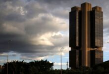 Banco Central eleva Selic a 14,75%, impacto nos juros