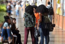Programa de bolsas para negros tem inscrição prorrogada na educação