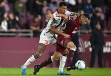 Vasco sofre derrota para Lanús em estreia de Diniz
