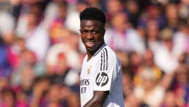 Vini Jr. se lesiona e Real Madrid busca título na LaLiga