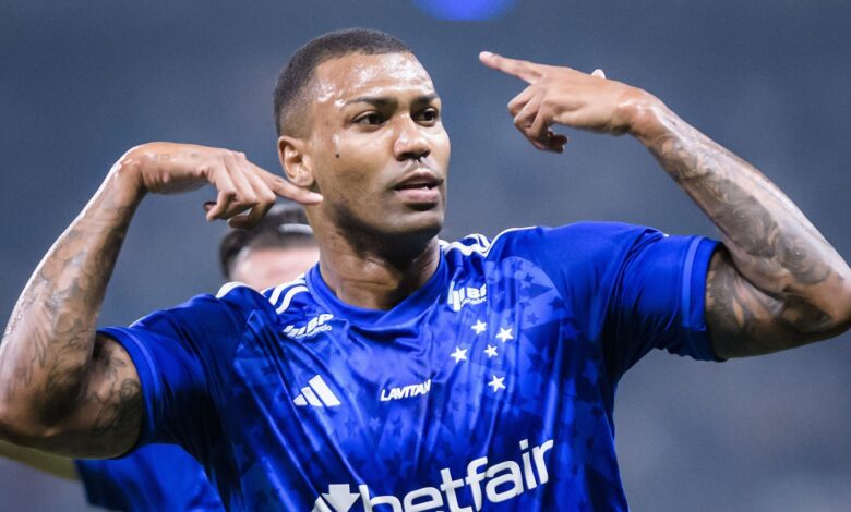 Grêmio busca volante Walace do Cruzeiro para reforço