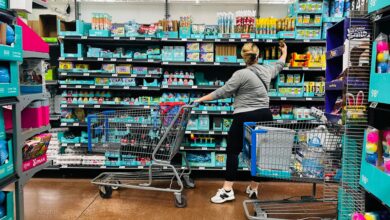 Walmart prevê aumento de preços com tarifas de Trump impactando gadgets