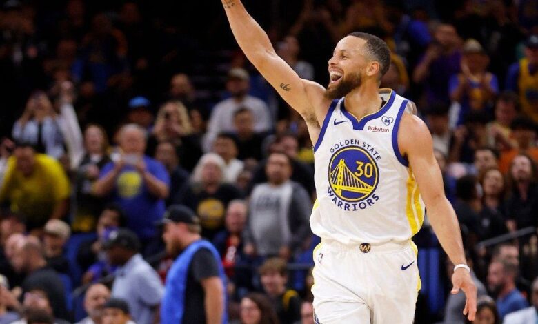 Stephen Curry é liberado para treinos leves antes do jogo 5