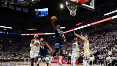 Timberwolves vencem Warriors sem Curry e empatam série NBA