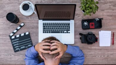 IA revela influência de gênero e nacionalidade em suspeita no freelance writing