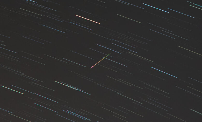 NASA destaca chuva de meteoros Eta Aquarid com fragmentos do cometa Halley na órbita terrestre