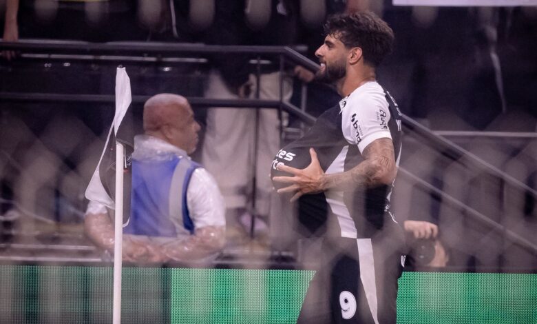 Corinthians comemora gol com frase inusitada sobre Yuri