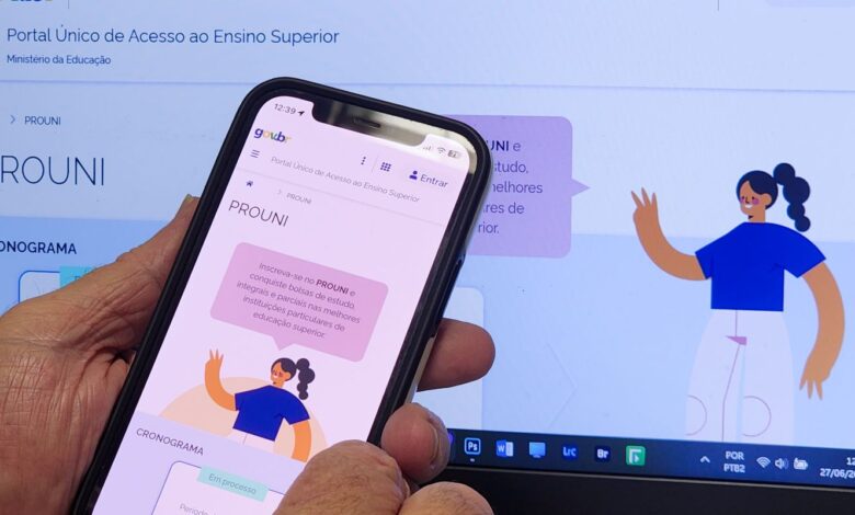 ProUni abre consulta a bolsas; ensino superior em alta
