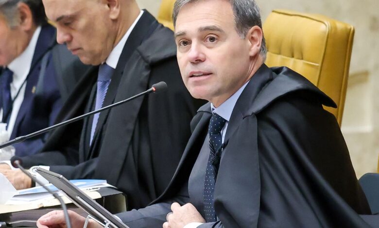 STF decide que redes não são responsáveis por postagens ilegais