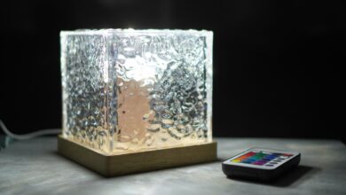 Jiawen lança projetor galáctico com luzes de órbita