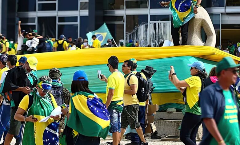 Marinha expulsa militar após decisão do STF sobre golpistas