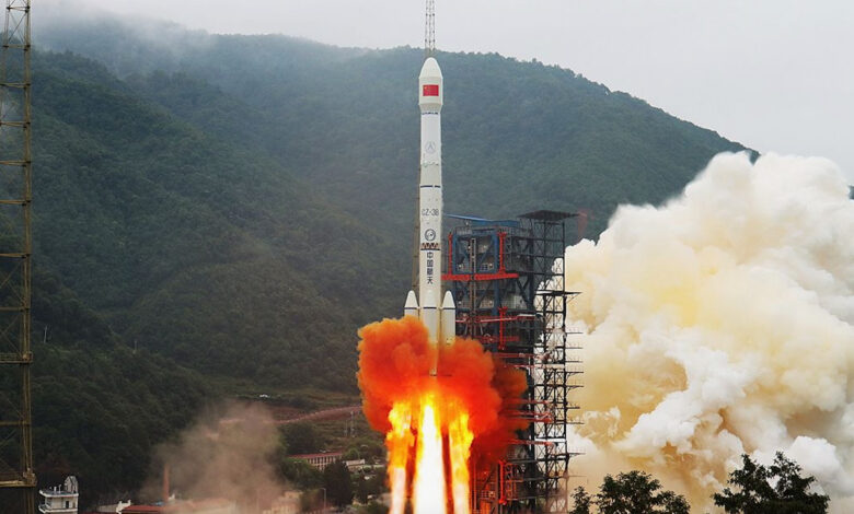 China realiza encontro de satélites a 35.000 km da Terra